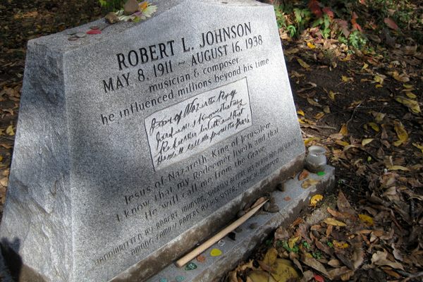 Robert Johnson’s headstone at Little Zion Church.